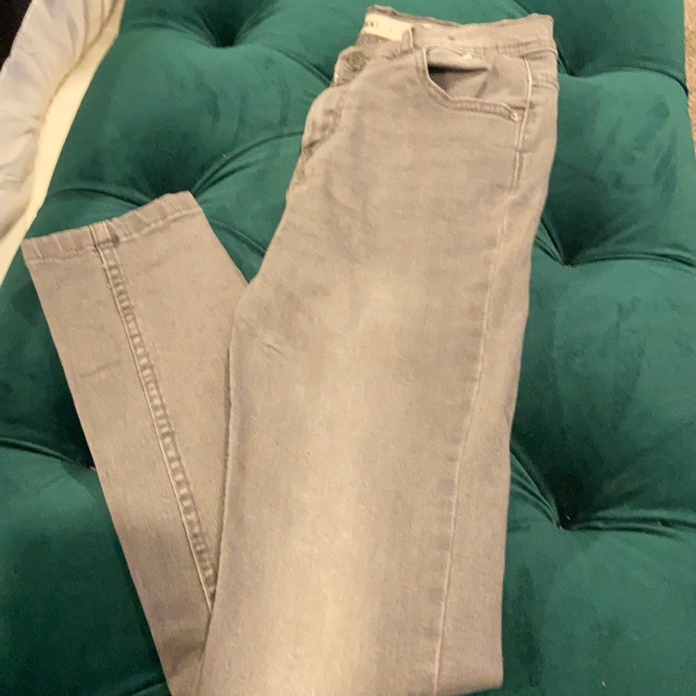 Boys size 10 gray skinny jeans